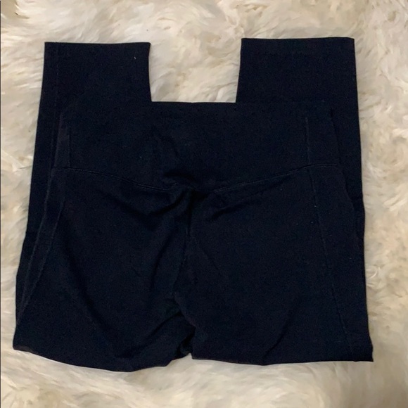 NIKE Dri-fit black crop leggings/capris - Picture 9 of 12